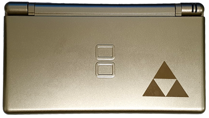 Nintendo DS Lite Legend of Zelda Phantom Hourglass Gold + USB Charger1