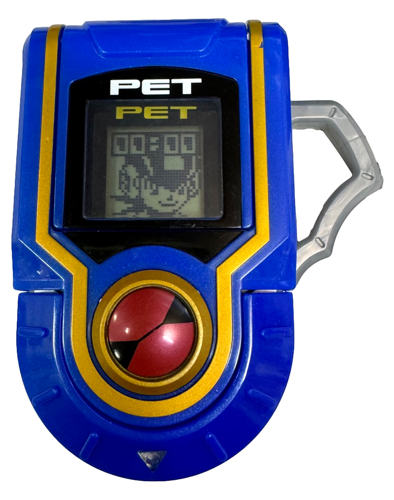 Hand Held Megaman PET Advanced Blue Capcom Game & 8 Battle Chips.